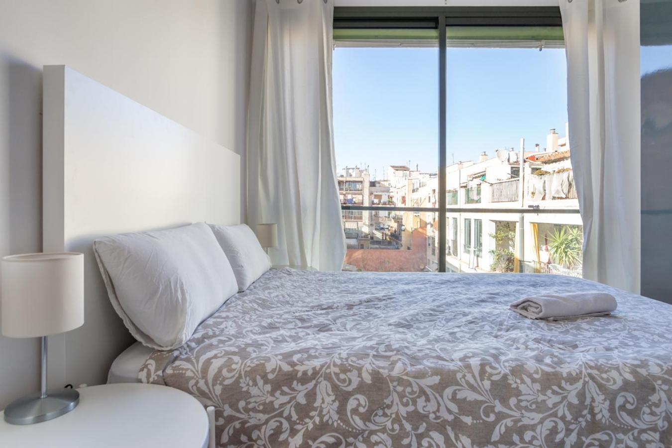 Private Rooms Near Las Ramblas 바르셀로나 외부 사진